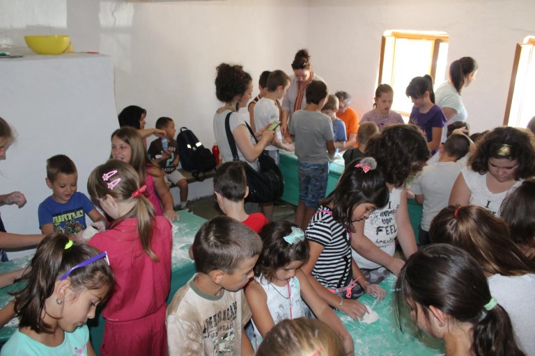Peti „Dani Suvače“ počeli radionicom za decu