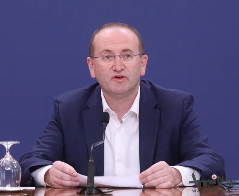 Nova 424 obolela od koronavirusa, pet novih smrtnih slučajeva