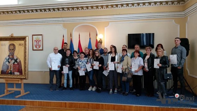 Nikoljdanske povelje zaposlenima u Opštoj bolnici Kikinda
