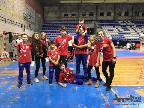 Prvenstvo Srbije u savateu: Devet medalja za iđošku „Arenu“