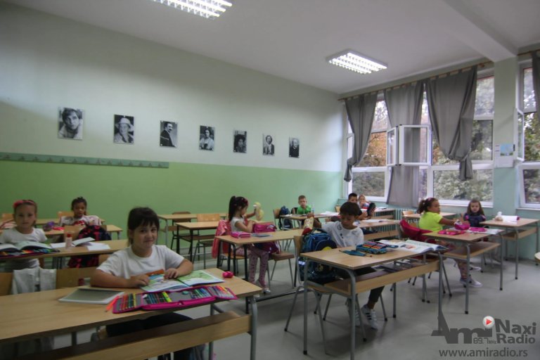 Jesenji raspust za sve osnovce i srednjoškolce u Srbiji