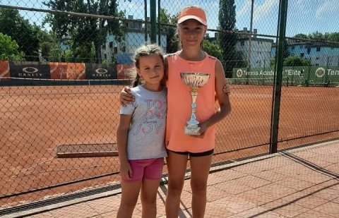 Staša Terzić šampionka Vojvodine, uspešna i mlađa sestra Lena
