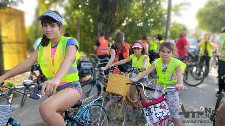 Kikinđani promovisali zdrav način života: Biciklima do Nakova i nazad