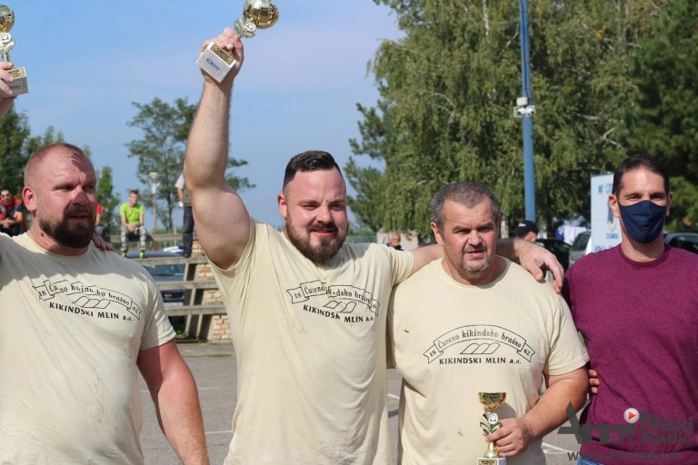 Slovenac Matijaž Belšak osvajač „Strongmen Evro kupa“ u Novim Kozarcima