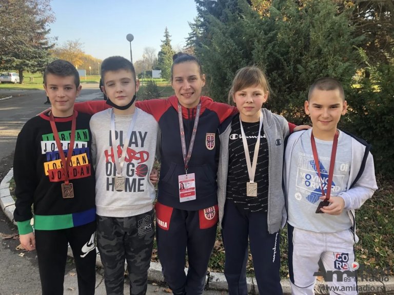 Džudisti „Partizana“ se okitili medaljama u Kanjiži i obezbedili plasman na Državno prvenstvo