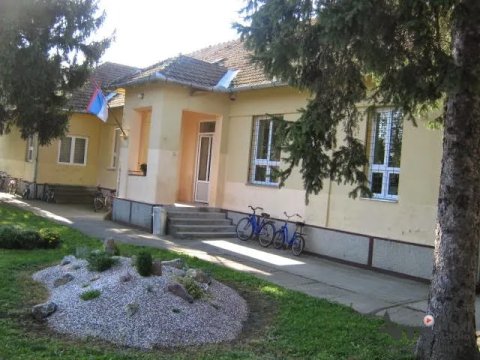 Tri seoske škole dobile računare