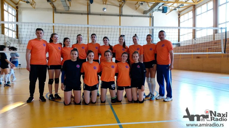 Prva utakmica novog ženskog seniorskog odbojkaškog kluba „Kikinda 0230“: Biće ovo dobra sezona