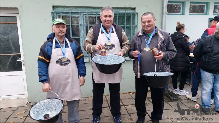 Održan 2. „Škembe fest“ u Kikindi: „Penzioneri“ skuvali najbolje škembiće
