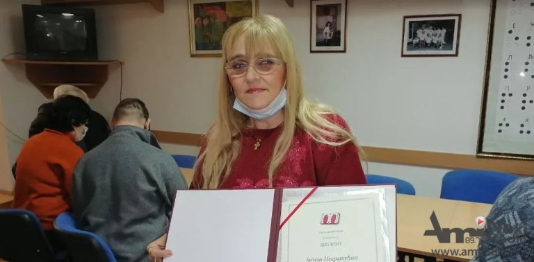 Kikinđanka Jagoda Nakrajkućin dobitnica prve nagrade Književnog konkursa Saveza slepih Srbije