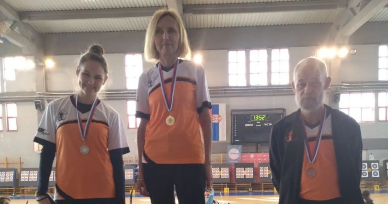 Streličarstvo: Porodica Zamurović donela u Kikindu tri medalje sa takmičenja u Nišu