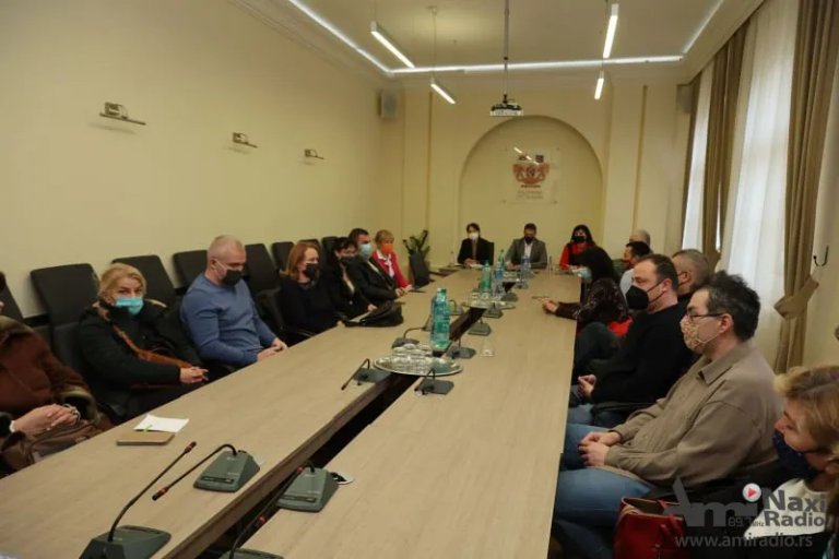 Besplatni udžbenici za sve prvake u Kikindi i okolnim selima