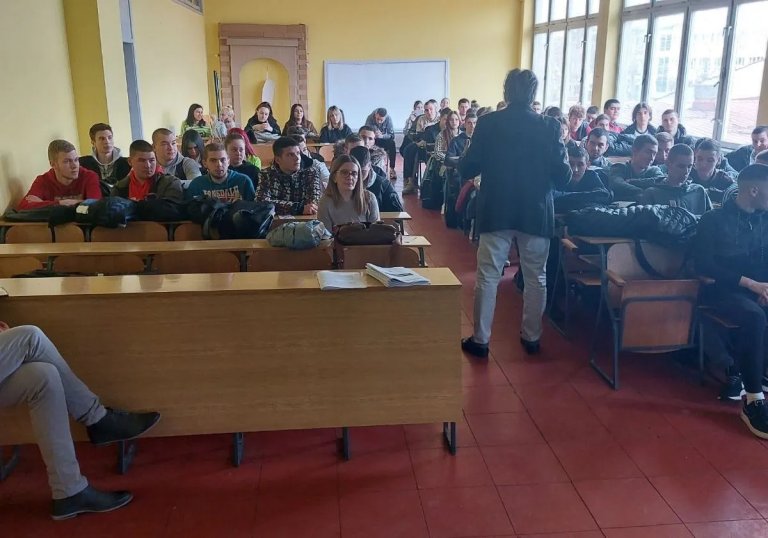 Kikindski srednjoškolci učestvovali u radionicama o kreiranju preduzetničke ideje i izradi biznis plana