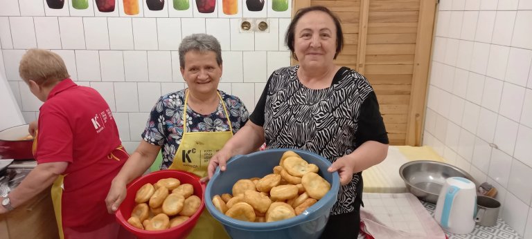 Iđošanke ispekle 600 krofni