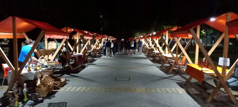 Drugi Noćni bazar u subotu na Trgu