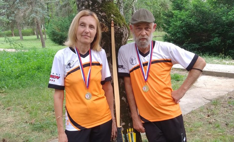 Streličarstvo: Bračni par Zamurović se okitio medaljama u Subotici