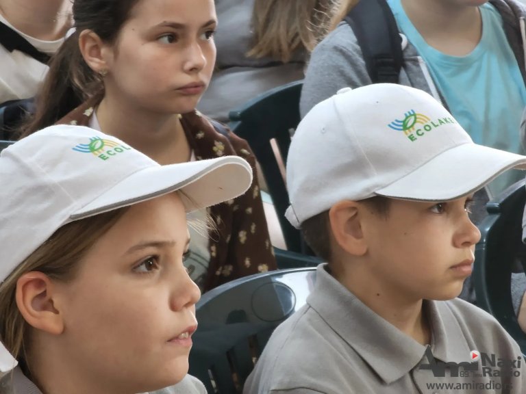 Projekat „Ekolejks“: Đaci OŠ „Feješ Klara“ učesnici ekološkog kampa u Žombolju