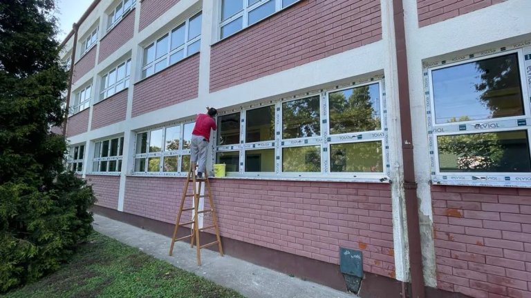 Za bolje uslove učenika i profesora: Tehnička škola pri kraju zamene celokupne stolarije