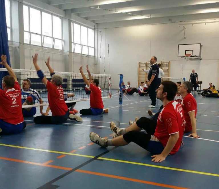 Sedeća odbojka: OKI Feniks na čelu Prvenstva Mađarske
