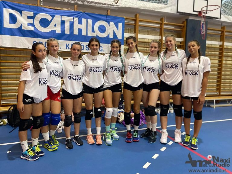 Takmičarke OK „Ki 0230“ treće na velikom juniorskom turniru u Debrecinu, Elena Mohači i Jelena Ciganović u idealnoj postavi turnira