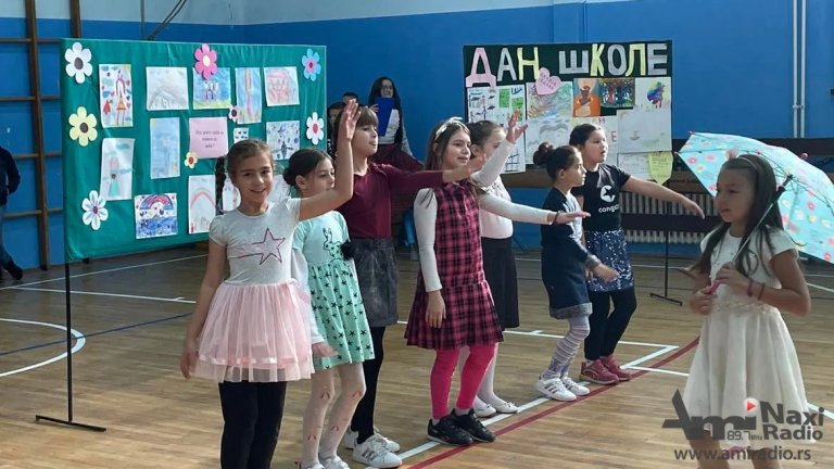 OŠ „Milivoj Omorac“ u Iđošu obeležila Dan ustanove