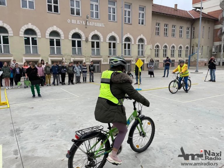 Trening bezbedne vožnje za decu bicikliste