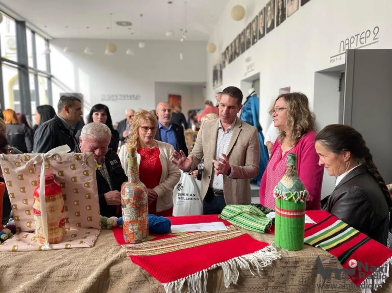 Održana Smotra stvaralaštva slepih i slabovidih umetnika