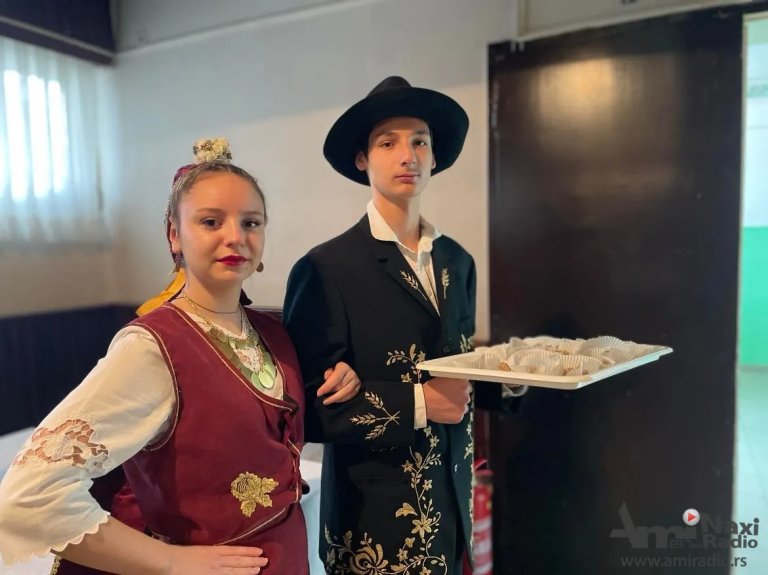 Mokrin obeležio hramovnu i seosku slavu: Zaslužnim meštanima uručene zahvalnice