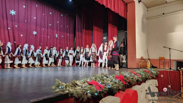 Novogodišnji koncert KUD „Marija Bursać“ i gostiju iz Bečeja