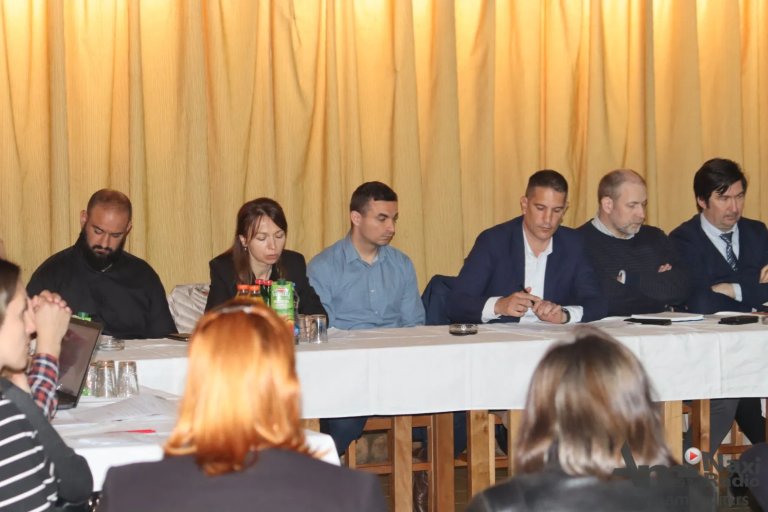 Održana Sednica Gradskog veća u Mokrinu: Radi se na rešavanju problema divlje deponije i pijaće vode
