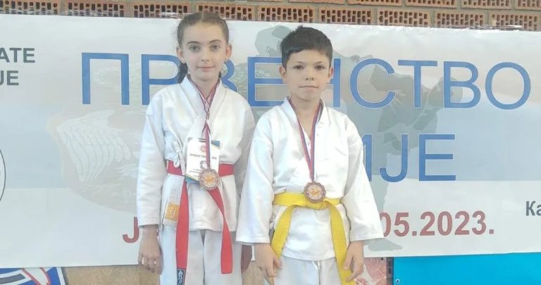 Pet medalja za karatiste „Bašaida“ na takmičenju u Jagodini