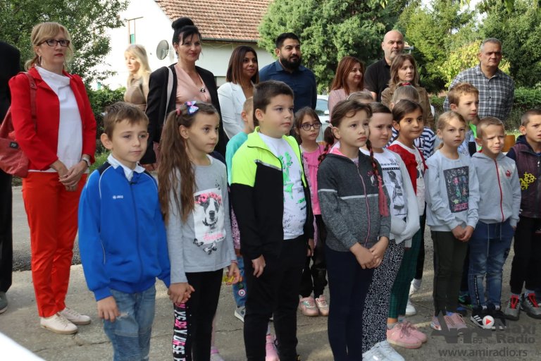 Iđoška Osnovna škola obeležila Dan ustanove
