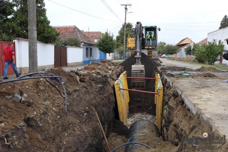 Grad realizuje kapitalne projekte uz veliku pomoć Pokrajinske vlade