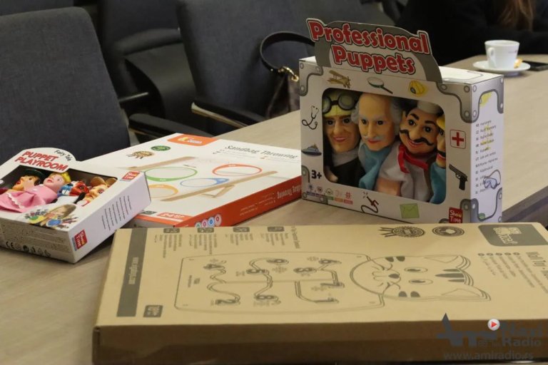 Podrška ranom razvoju dece i roditeljstvu: SKGO uručila Kikindi donaciju