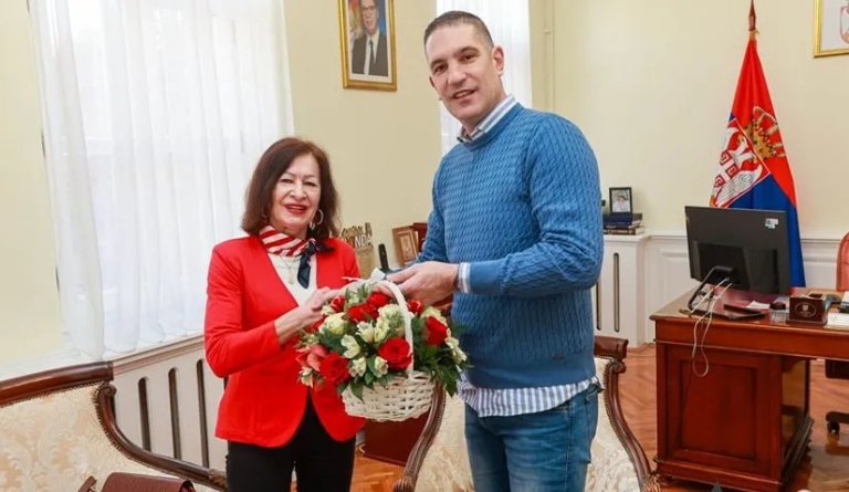 Gradonačelnik upriličio prijem za Maricu Anđelov Al-Mahamid, vicešampionku sveta