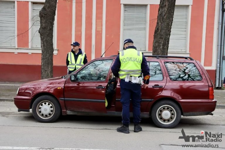 Do nedelje pojačana kontrola saobraćaja: Samo 60 posto roditelja prevozi decu na propisan način