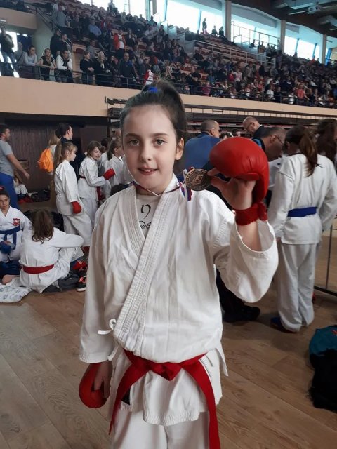 Karate: Bronzane medalje za Unu Kalanj i Petra Stupara na državnom prvenstvu