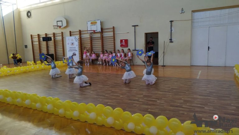 Festival plesa „Za đaka prvaka“ održan u Ruskom Selu