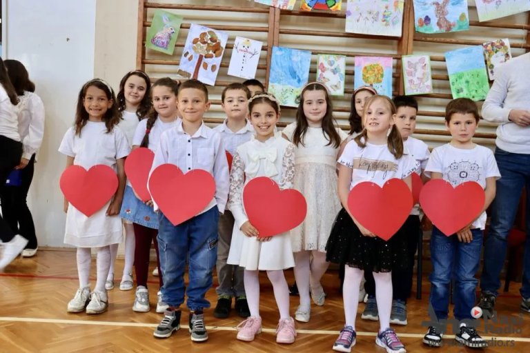 OŠ „Gligorije Popov“ u Ruskom Selu obeležila Dan ustanove