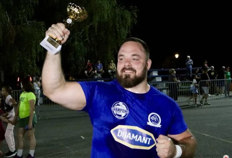 Matijaž Belšak ponovo šampion „Strongmen Evro kupa“ u Novim Kozarcima