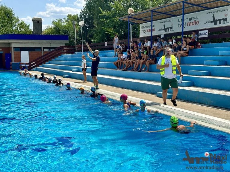 U Velikom Selu slabiji pritisak u vodovodnoj mreži zbog punjenja bazena