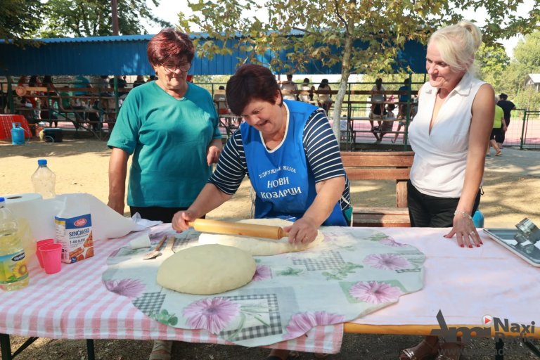 U Iđošu održana 7. „Krofnijada“: Vredne dame umesile više od hiljadu krofni