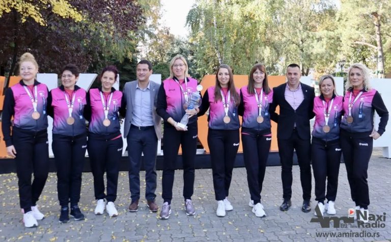 Prijem u Gradskoj kući za bronzane kuglašice SU „Kika 0230“