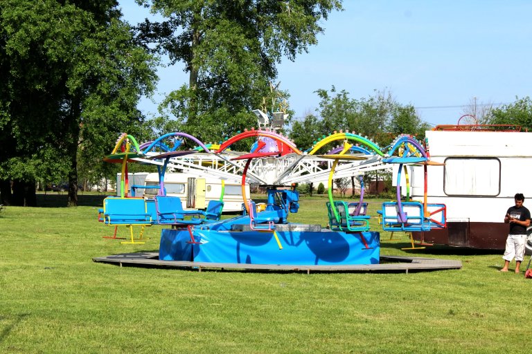 Praznik rada: Luna-park i tezge za prodaju robe od utorka do petka