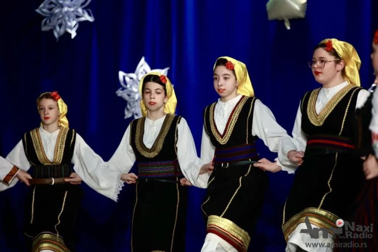 Koncert „Nek’ je život igra i pesma“ u Iđošu