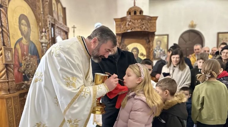 Danas je Božić: Mir božji, Hristos se rodi