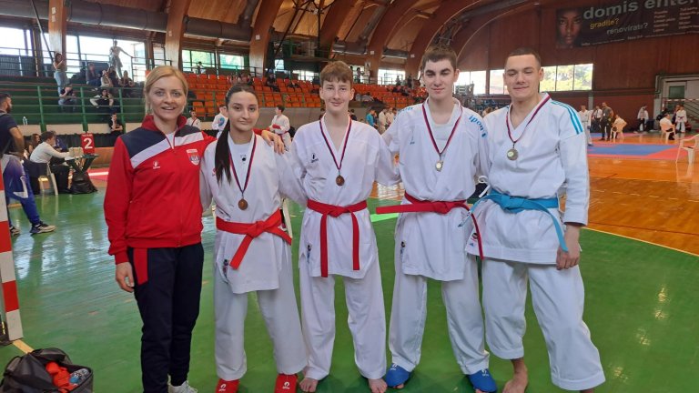 Karatisti „Feniksa“ osvojili 4 medalje na Školskom prvenstvu Vojvodine