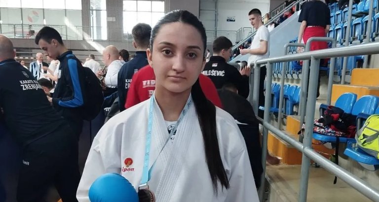 Karate: Nina Stojnić osvojila bronzu na Školskom prvenstvu Srbije