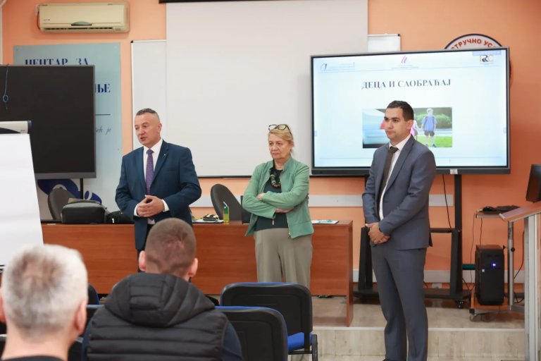 Seminar za učitelje i nastavnike o bezbednosti dece u saobraćaju