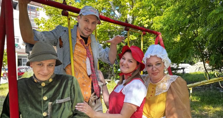„Crvenkapa“ u nedelju otvara letnju scenu Dečjeg pozorišta „Lane“