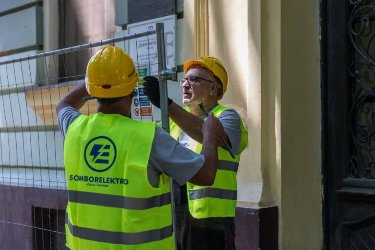 Počela rekonstrukcija zgrade Gimnazije i Ekonomsko-trgovinske škole